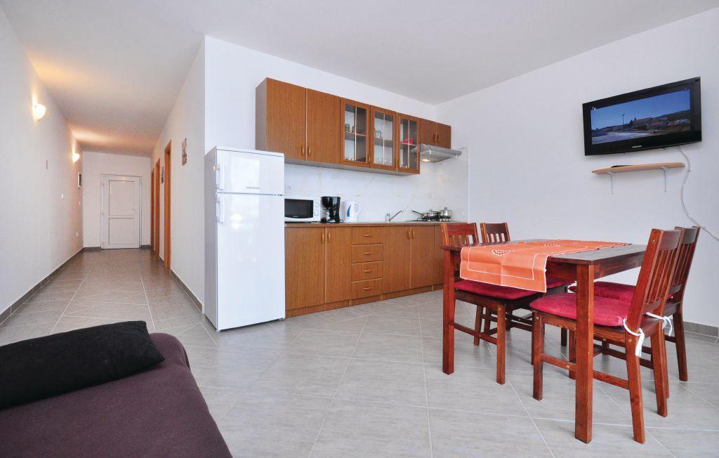 Apartment Mimice 4 Room photo